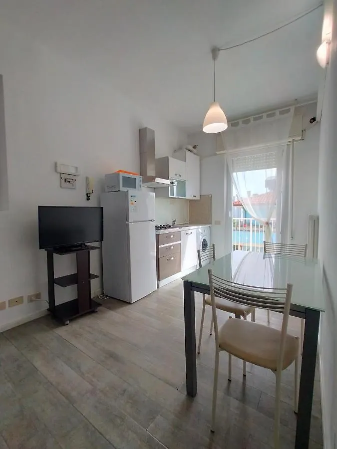 Residence Rimini Mare 2*,  Italien